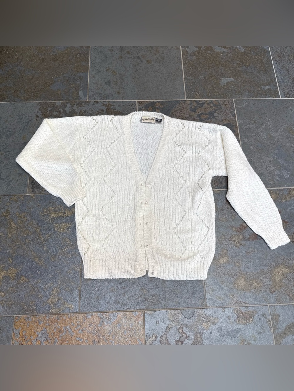 Vintage Diane Von  Furstenberg Chunky Knit V-Neck Cardigan Sweater - Cream